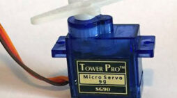 Servomotor: Programación