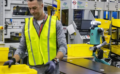 Los nuevos robots de almacén de Amazon le van a acabar costando 3 euros la hora y eso no ayuda a calmar el miedo de los empleados a ser sustituidos